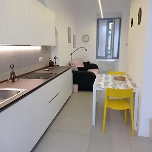 Posizione Privilegiata In Pieno Centro Monza